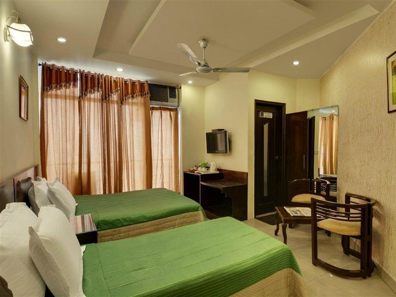 Hotel Maya 'New Delhi' Exterior foto