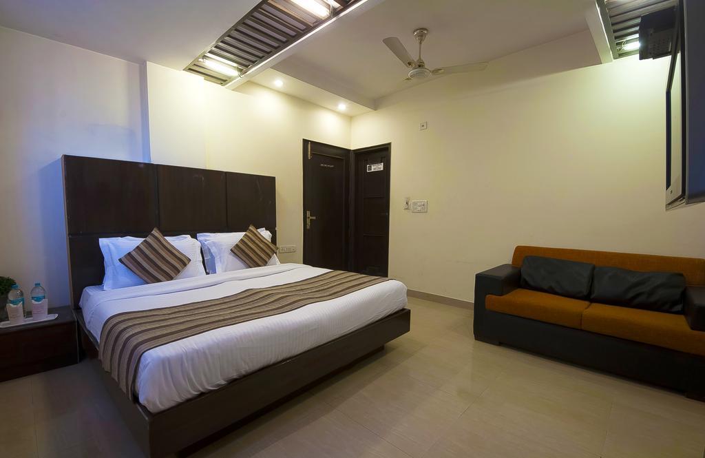 Hotel Maya 'New Delhi' Exterior foto