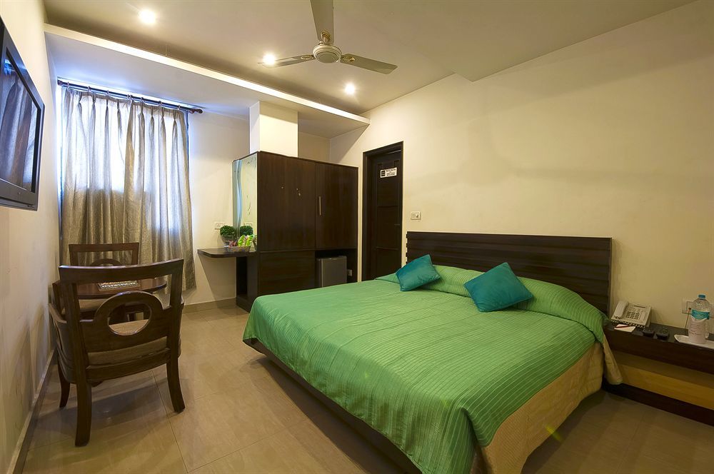 Hotel Maya 'New Delhi' Exterior foto