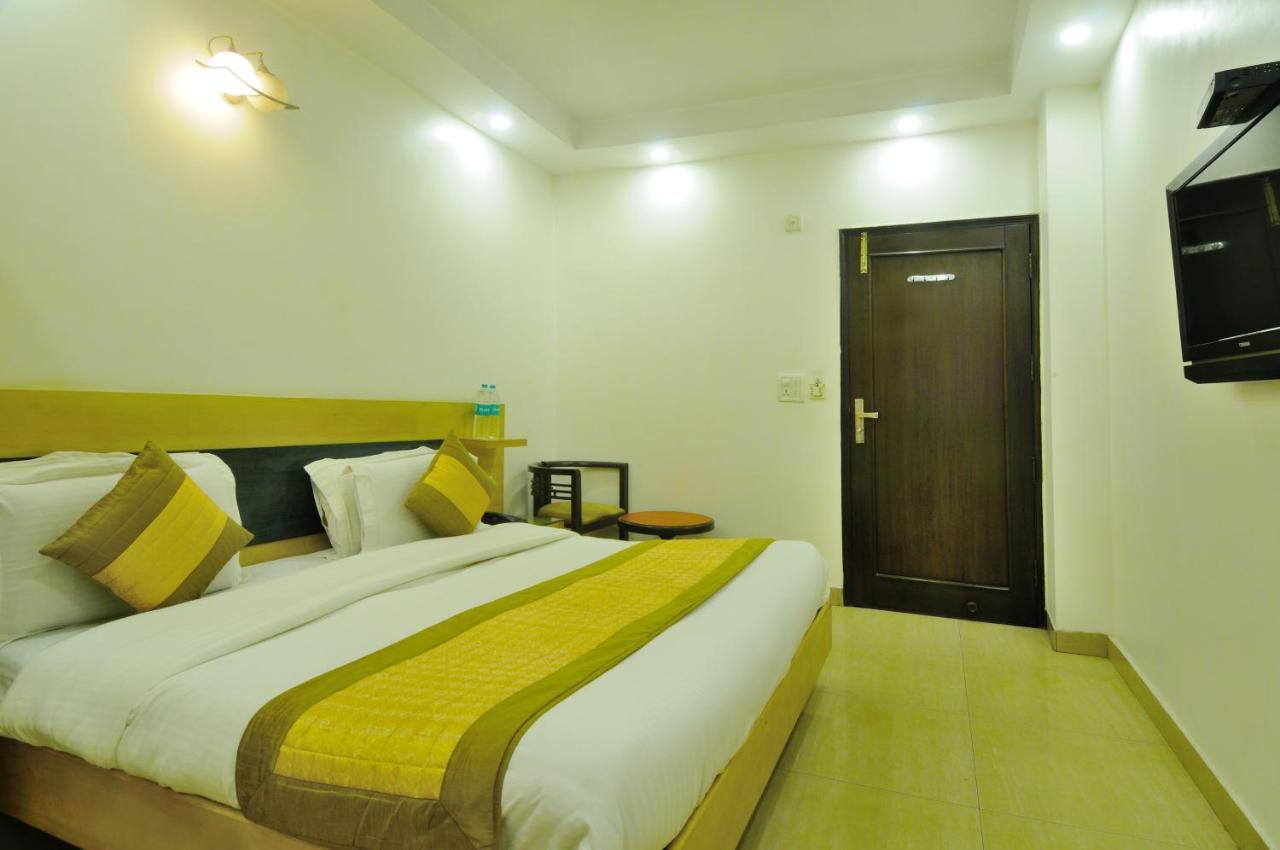 Hotel Maya 'New Delhi' Exterior foto