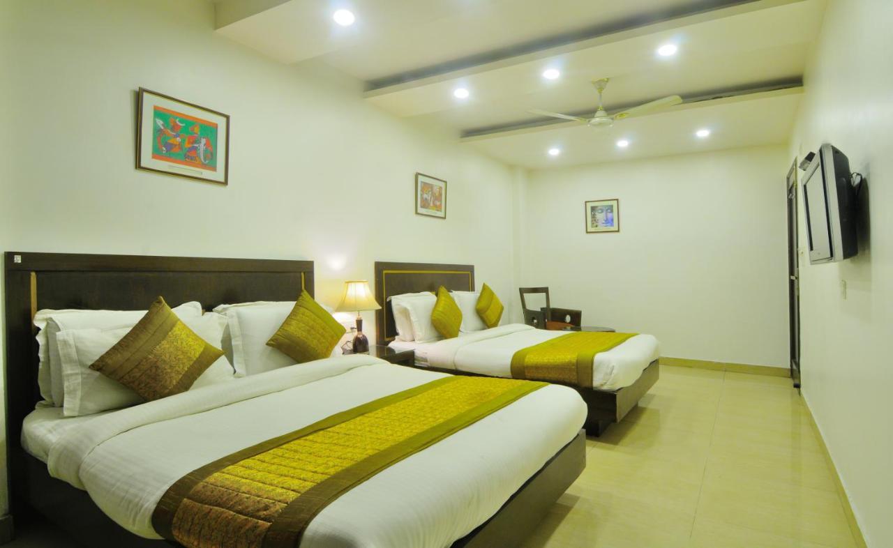 Hotel Maya 'New Delhi' Exterior foto
