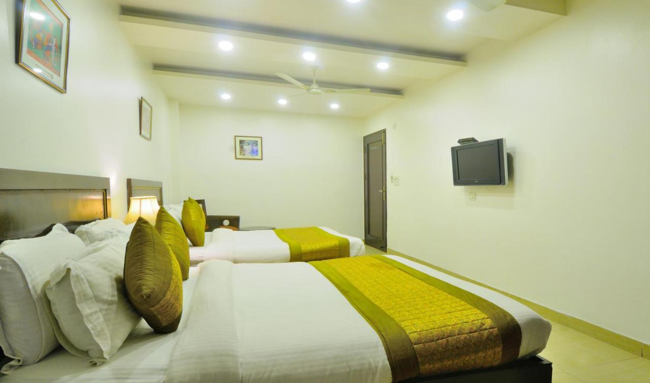 Hotel Maya 'New Delhi' Exterior foto