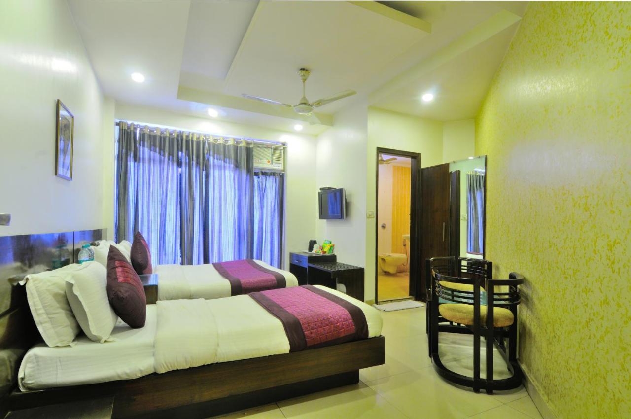 Hotel Maya 'New Delhi' Exterior foto