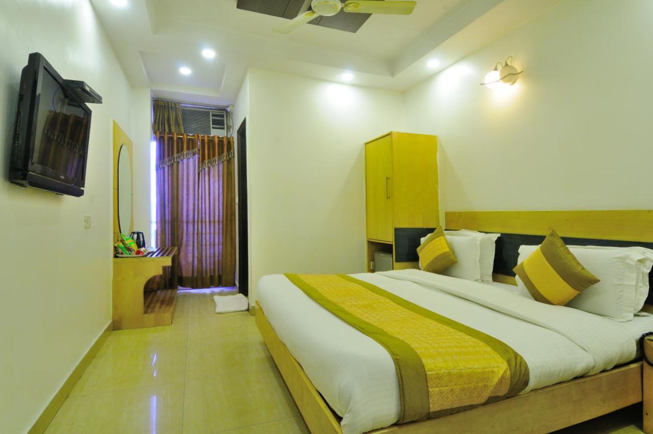 Hotel Maya 'New Delhi' Exterior foto