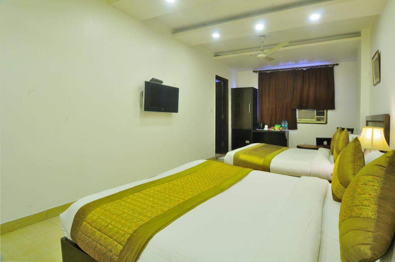 Hotel Maya 'New Delhi' Exterior foto