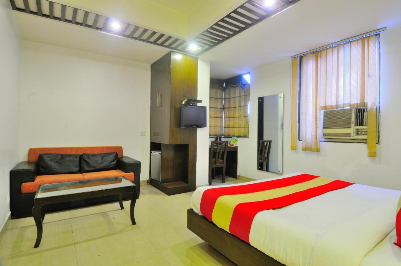 Hotel Maya 'New Delhi' Exterior foto